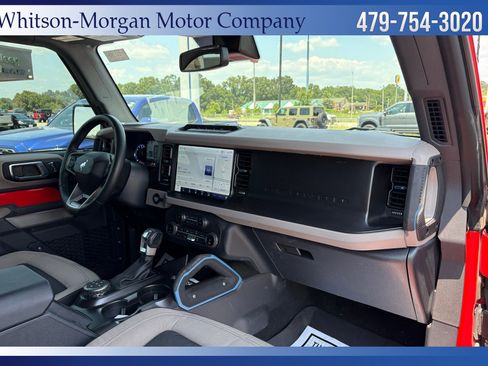 Used 2022 Ford Bronco Wildtrak image 14