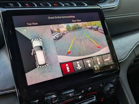 New 2025 Jeep Grand Cherokee L Overland w/ Advanced Protech Group III image 21