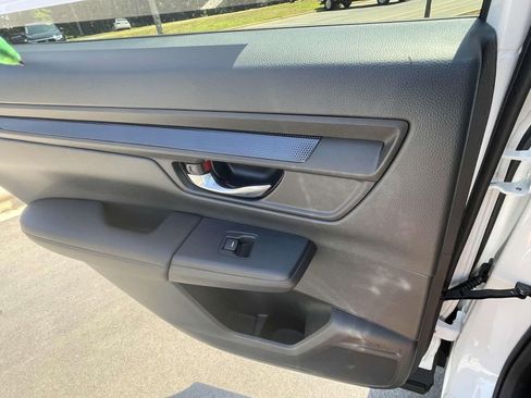 Used 2026 Honda CR-V LX image 16