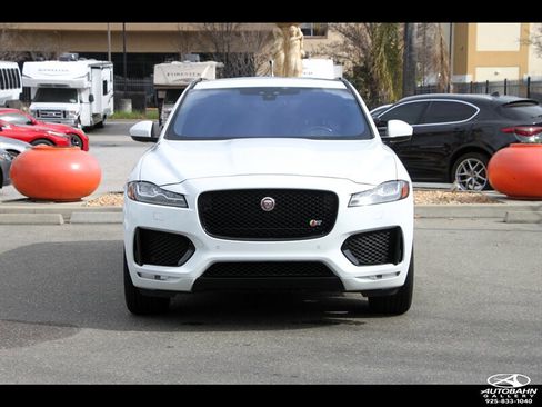 Used 2018 Jaguar F-PACE S AWD/4WD image 2