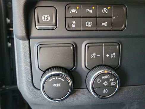 New 2026 Chevrolet Tahoe Premier image 13