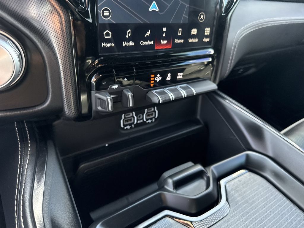 Used 2023 RAM 1500 Limited w/ Body Color Bumper Group RWD image 18