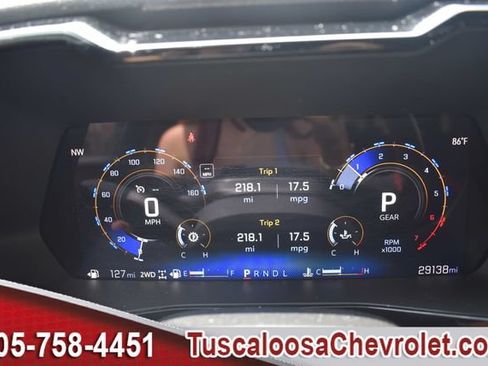 Used 2024 Chevrolet Colorado Z71 w/ Z71 Convenience Package 2 AWD/4WD image 29