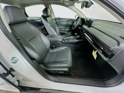 Used 2025 Honda Accord EX-L image 8