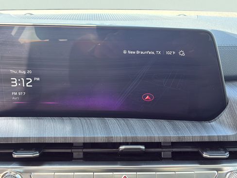 Used 2024 Kia Telluride SX w/ Towing Package AWD/4WD image 30