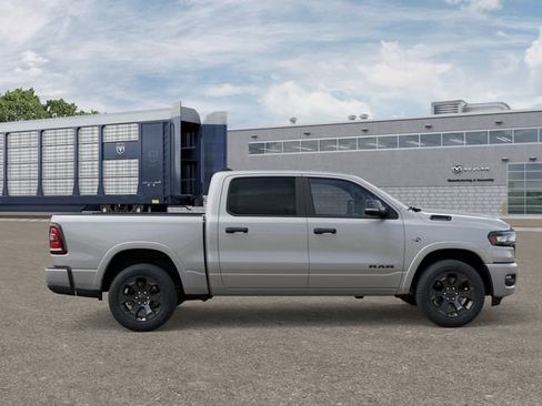 New 2026 RAM 1500 4x4 Crew Cab image 21