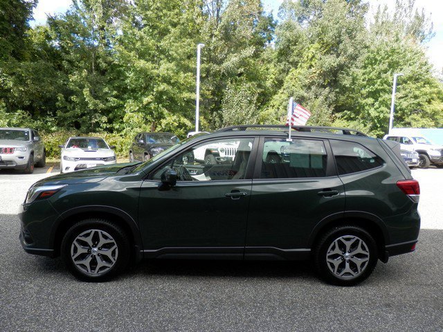 Used 2023 Subaru Forester Premium AWD/4WD image 5