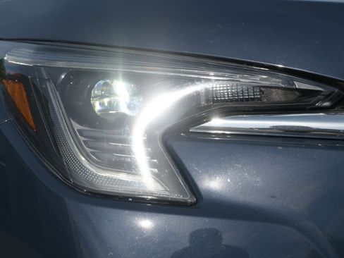 Certified 2025 Subaru Ascent Premium AWD/4WD image 11