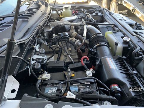 Used 2021 Ford F550 Regular Cab image 16
