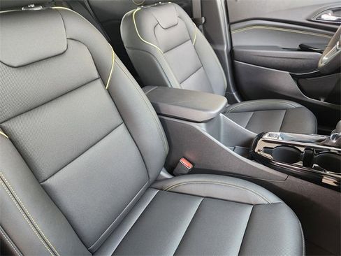 New 2026 Chevrolet Trax ACTIV w/ Sunroof Package image 11