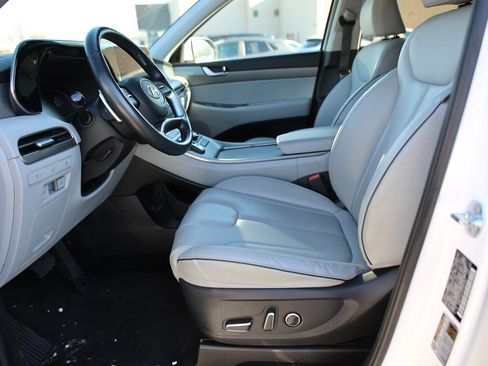 Used 2024 Hyundai Palisade SEL image 18