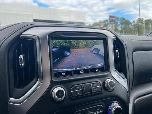 Used 2021 GMC Sierra 1500 SLT w/ SLT Premium Package image 18