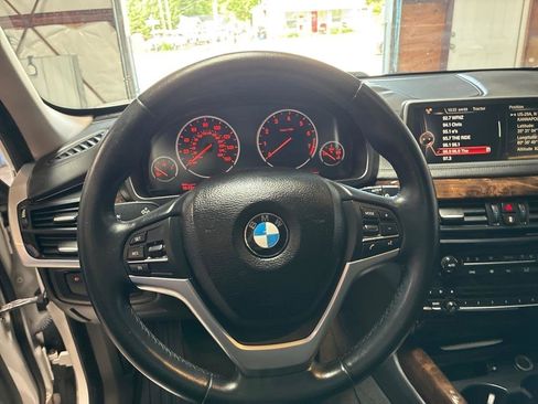 Used 2015 BMW X5 xDrive50i AWD/4WD image 19