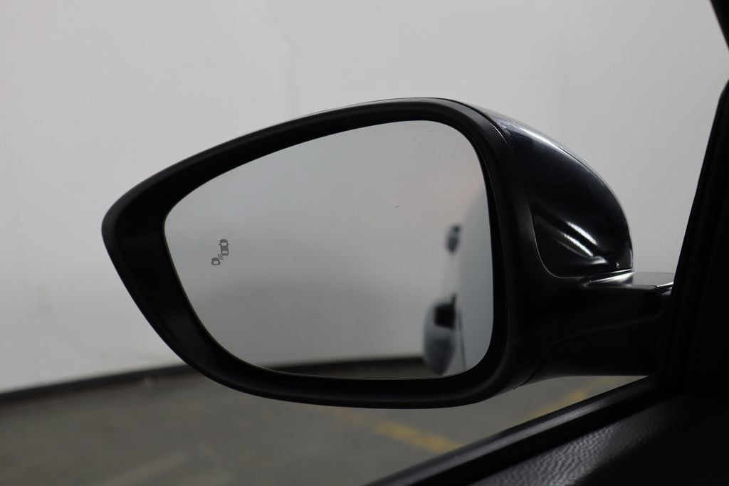 Used 2025 Honda Accord Sport image 41