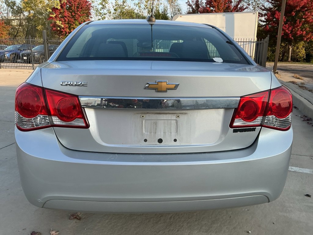 Used 2016 Chevrolet Cruze LS FWD image 9