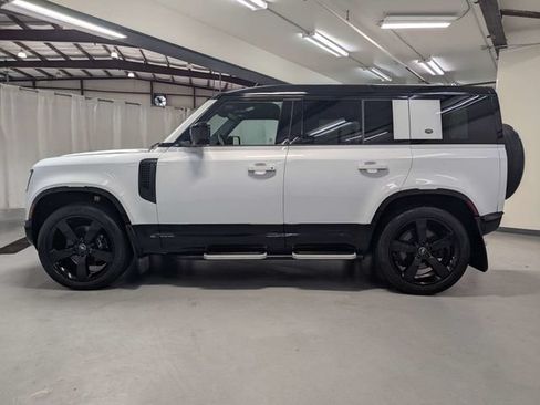 Used 2023 Land Rover Defender 110 V8 AWD/4WD image 25