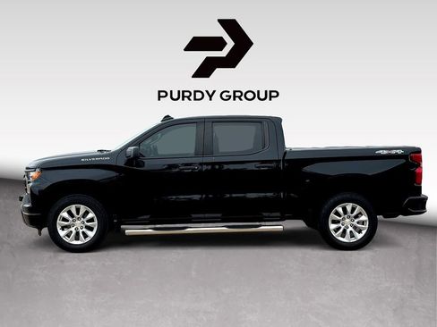 Used 2022 Chevrolet Silverado 1500 Custom AWD/4WD image 5