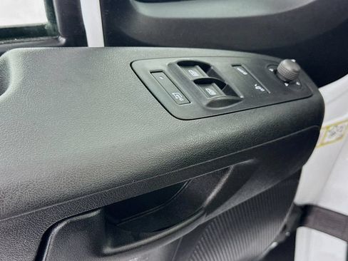Used 2025 RAM ProMaster 2500 w/ Convenience Group FWD image 23