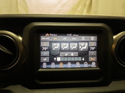 Used 2019 Jeep Wrangler Unlimited Sport S image 18