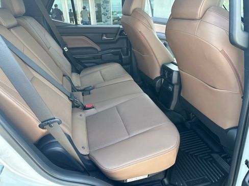 Used 2025 Toyota 4Runner Limited RWD image 18