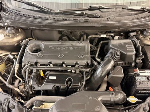 Used 2010 Kia Forte EX image 24