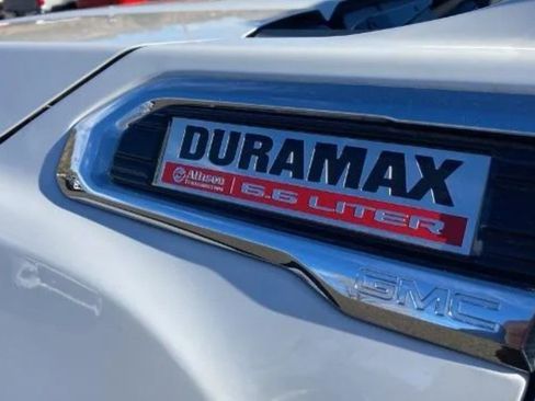 Used 2023 GMC Sierra 3500 Pro w/ Convenience Package image 6