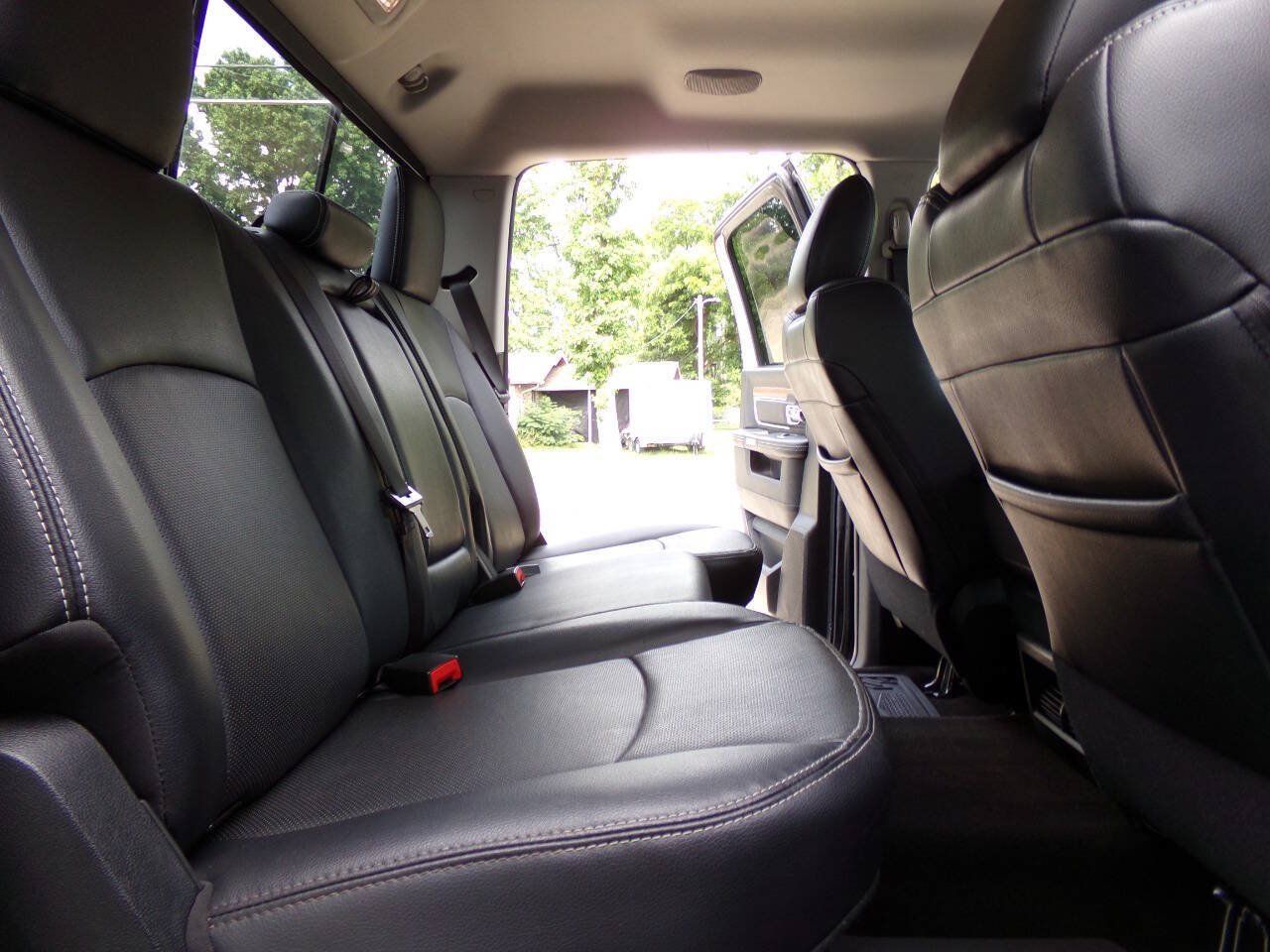 Used 2017 RAM 1500 Laramie w/ Convenience Group RWD image 25