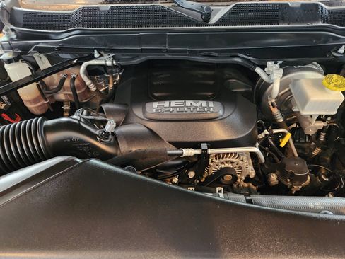 Used 2022 RAM 2500 Laramie w/ Night Edition AWD/4WD image 35