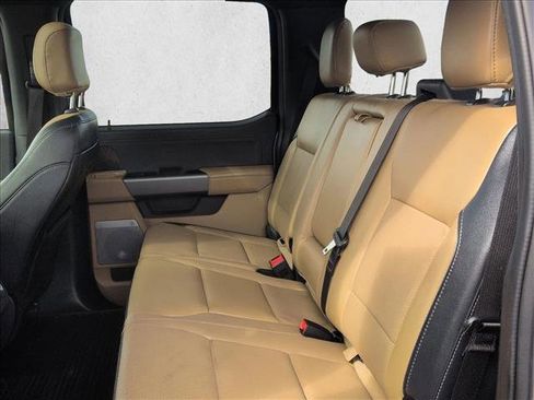 Used 2025 Ford F350 Lariat image 19