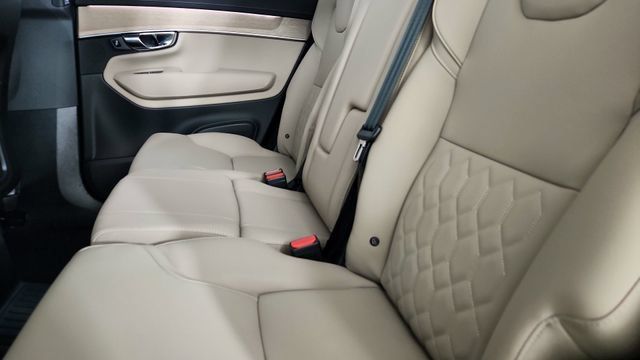New 2026 Volvo XC90 T8 Plus w/ Protection Package Premier AWD/4WD image 29