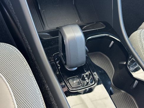 New 2026 Volvo EX40 Plus AWD/4WD image 22