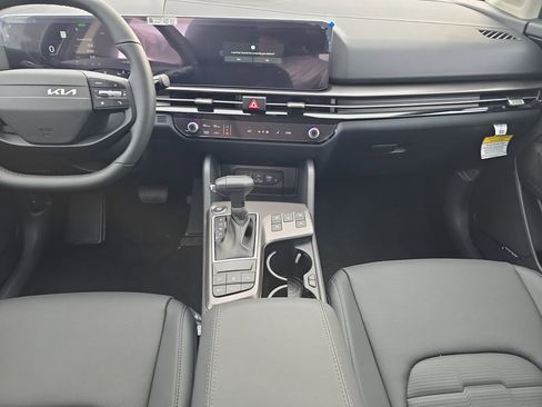 New 2026 Kia Sportage SX image 17