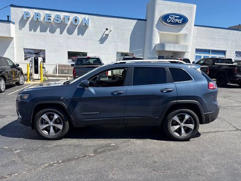 Used 2020 Jeep Cherokee Limited AWD/4WD image 2