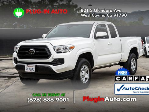 Used 2022 Toyota Tacoma SR image 1