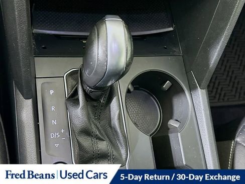 Used 2021 Volkswagen Atlas SE w/ Panoramic Sunroof Package image 18