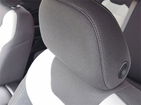 Certified 2024 Chevrolet Trax LS w/ LS Convenience Package image 15