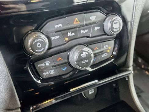 Used 2022 Chrysler 300 S w/ Comfort Group RWD image 27
