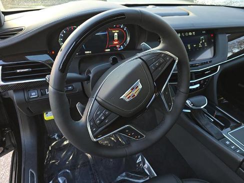 Used 2018 Cadillac CT6 Platinum image 4