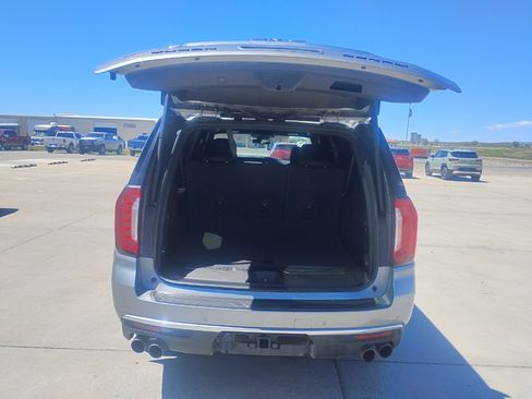 Used 2024 GMC Yukon XL Denali w/ Max Trailering Package AWD/4WD image 5