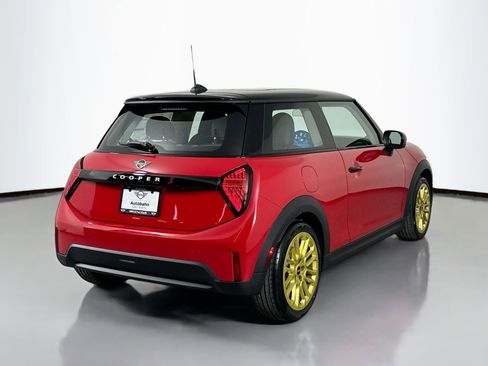 Certified 2025 MINI Cooper S image 6