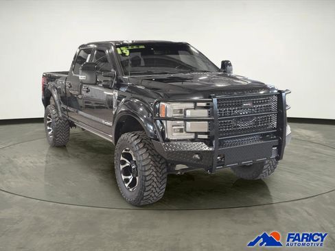 Used 2019 Ford F350 Platinum w/ Platinum Ultimate Package AWD/4WD image 7