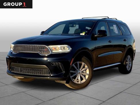 Used 2024 Dodge Durango SXT w/ 3rd Row Seating Group image 1