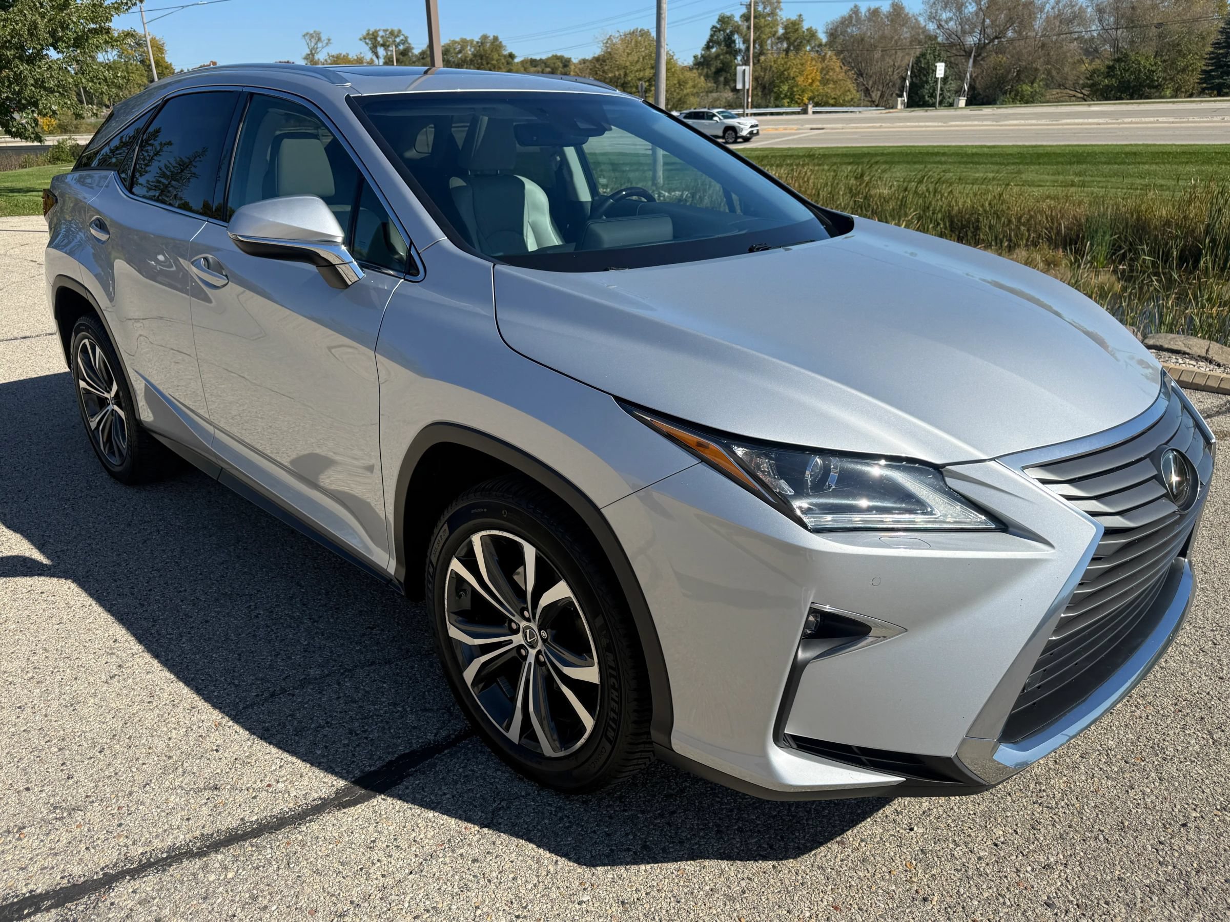 Used 2018 Lexus RX 350 AWD w/ Premium Package image 4