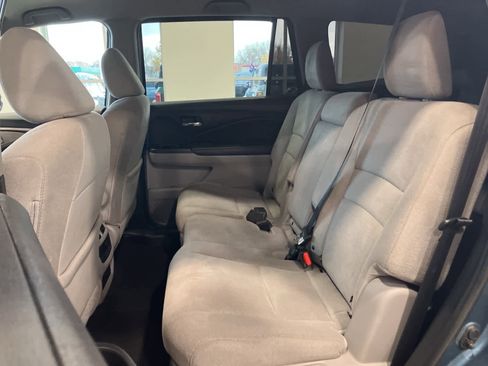 Used 2019 Honda Pilot EX image 27