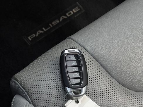 Used 2021 Hyundai Palisade SEL w/ Premium Package AWD/4WD image 35