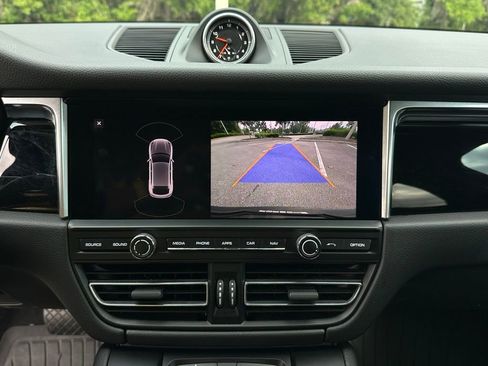 Certified 2020 Porsche Macan S AWD/4WD image 12