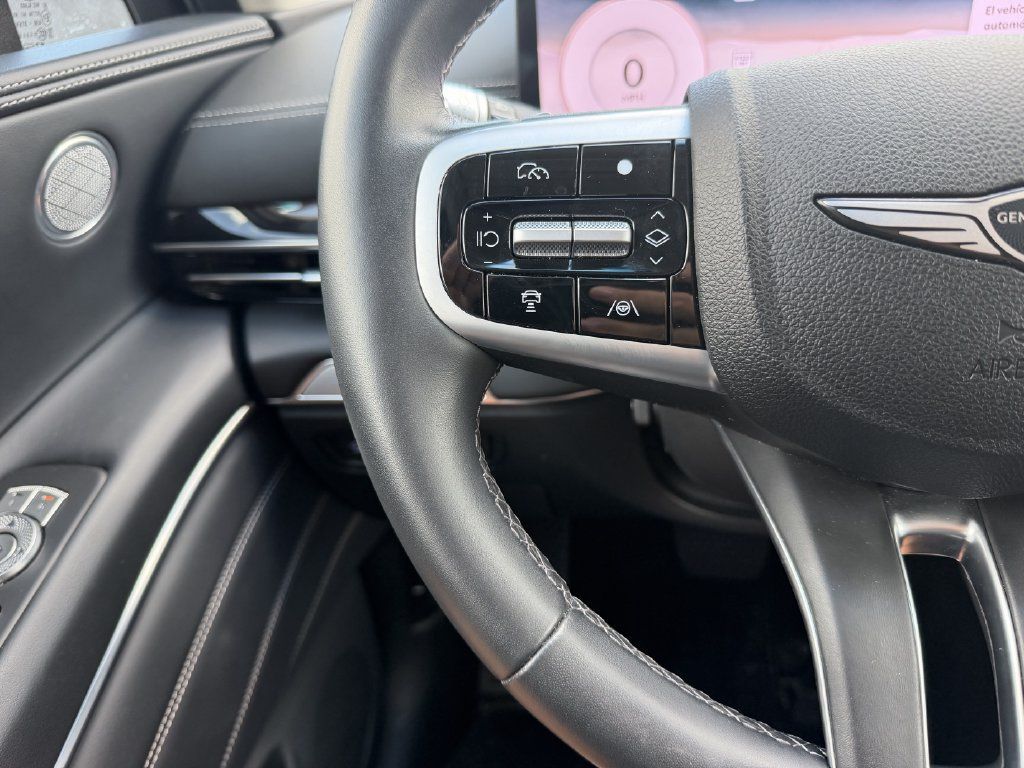 Used 2026 Genesis GV80 2.5T AWD/4WD image 16