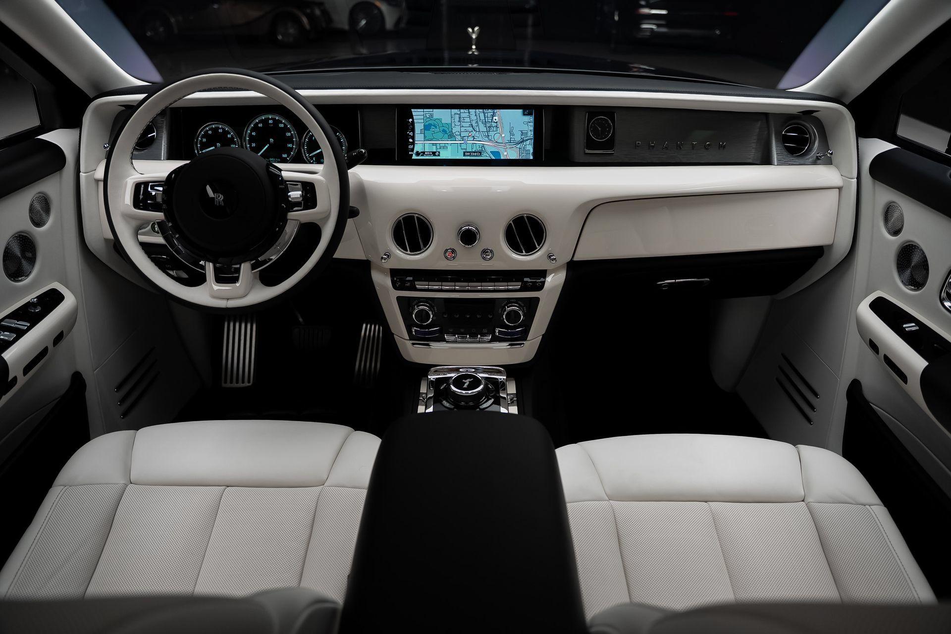 Used 2024 Rolls-Royce Phantom Extended Wheelbase RWD image 41