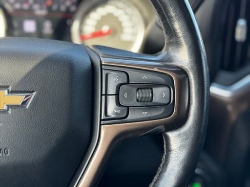 Used 2020 Chevrolet Silverado 1500 High Country w/ Technology Package image 28