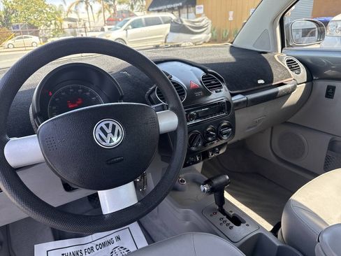 Used 2007 Volkswagen Beetle Coupe w/ Package 1 FWD image 14